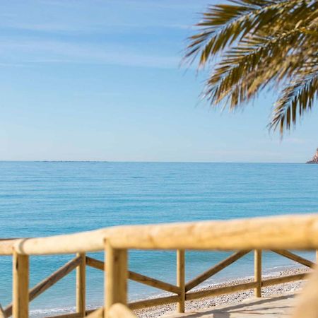 Exclusive Beachside 3 Bedroom Apartment With Pool In אלתיאה מראה חיצוני תמונה