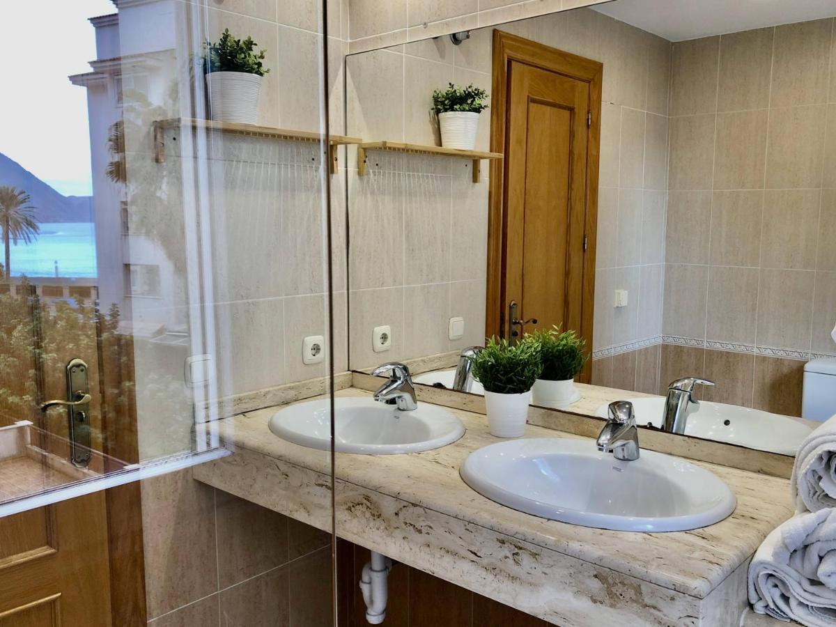 Exclusive Beachside 3 Bedroom Apartment With Pool In אלתיאה מראה חיצוני תמונה