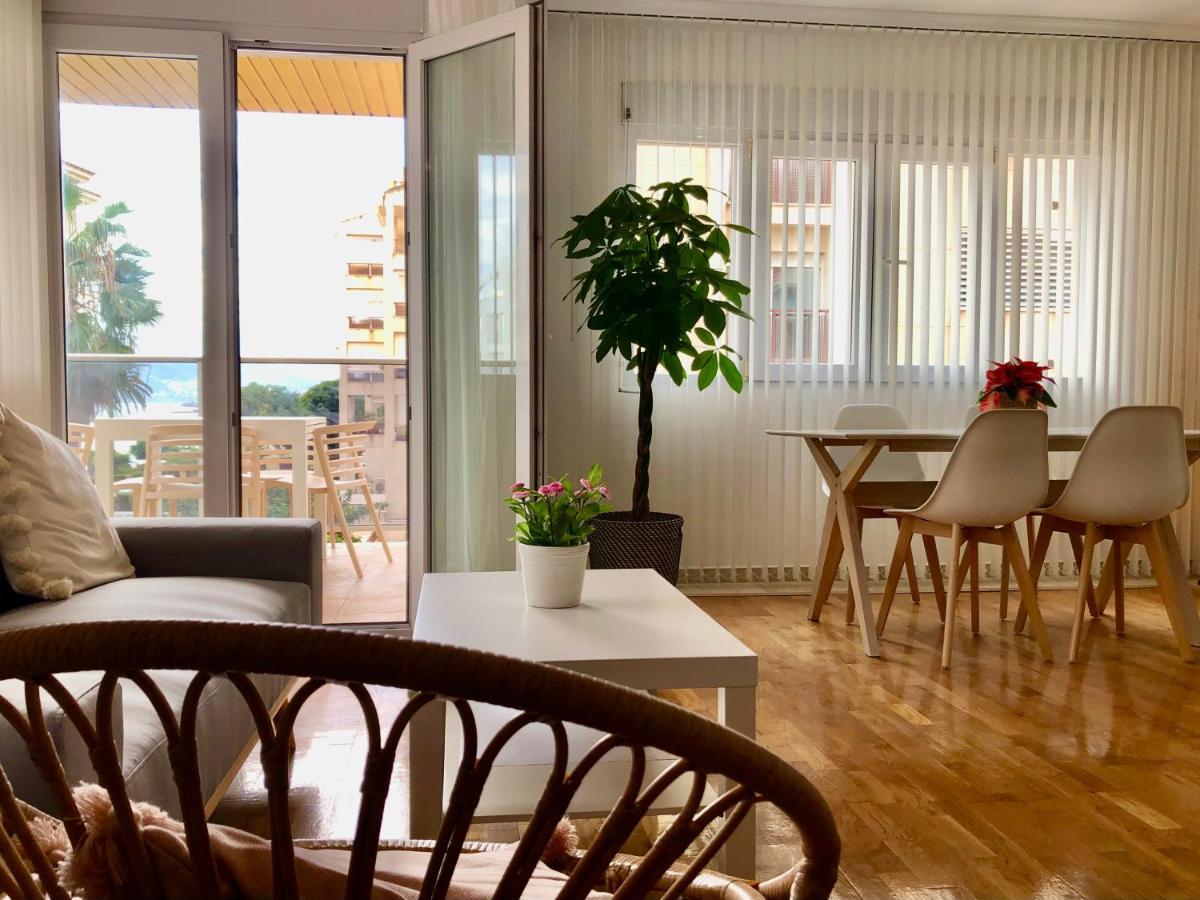 Exclusive Beachside 3 Bedroom Apartment With Pool In אלתיאה מראה חיצוני תמונה