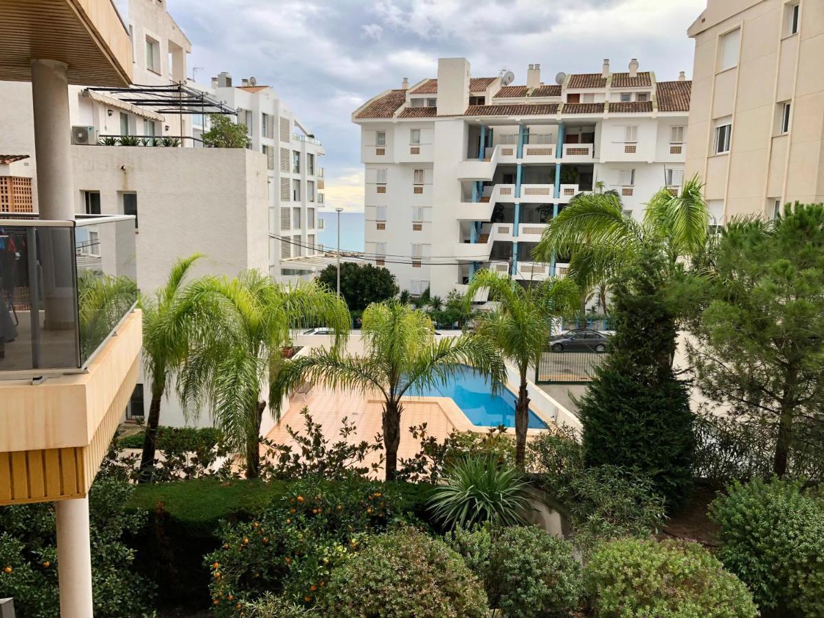 Exclusive Beachside 3 Bedroom Apartment With Pool In אלתיאה מראה חיצוני תמונה